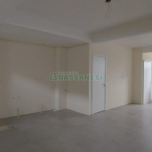 Sobrado com 147m², 3 dormitórios, 2 vagas, no bairro Jardim América em Caxias do Sul para Comprar