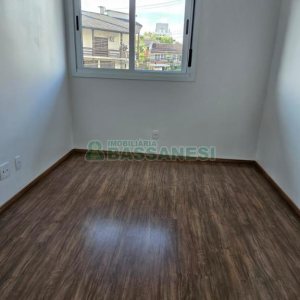 Apartamento com 67m², 2 dormitórios, 1 vaga, no bairro Lourdes em Caxias do Sul para Comprar