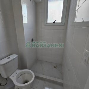 Apartamento com 67m², 2 dormitórios, 1 vaga, no bairro Lourdes em Caxias do Sul para Comprar