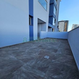 Apartamento com 67m², 2 dormitórios, 1 vaga, no bairro Lourdes em Caxias do Sul para Comprar