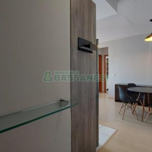 Apto Mobiliado com 54m², 2 dormitórios, 1 vaga, no bairro De Lazzer em Caxias do Sul para Alugar