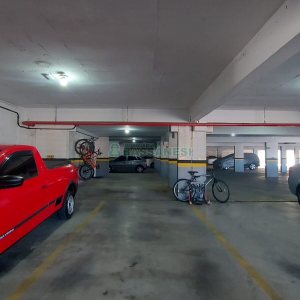 Apto Mobiliado com 54m², 2 dormitórios, 1 vaga, no bairro De Lazzer em Caxias do Sul para Alugar