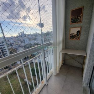 Apto Mobiliado com 60m², 2 dormitórios, 1 vaga, no bairro Lourdes em Caxias do Sul para Alugar