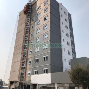 Apartamento com 87m², 3 dormitórios, 2 vagas, no bairro Sanvitto em Caxias do Sul para Comprar