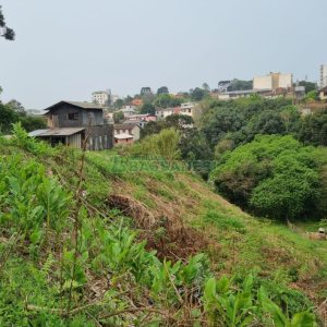 Terreno com 870m², no bairro Bela Vista em Caxias do Sul para Comprar