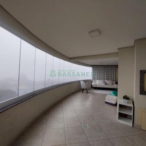 Apartamento com 159m², 3 dormitórios, 2 vagas, no bairro Jardim América em Caxias do Sul para Comprar