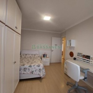 Apartamento com 159m², 3 dormitórios, 2 vagas, no bairro Jardim América em Caxias do Sul para Comprar