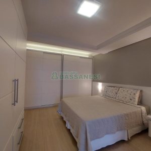 Apartamento com 159m², 3 dormitórios, 2 vagas, no bairro Jardim América em Caxias do Sul para Comprar