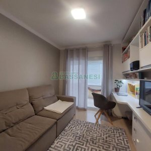 Apartamento com 159m², 3 dormitórios, 2 vagas, no bairro Jardim América em Caxias do Sul para Comprar