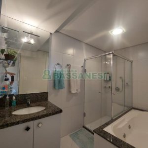 Apartamento com 159m², 3 dormitórios, 2 vagas, no bairro Jardim América em Caxias do Sul para Comprar
