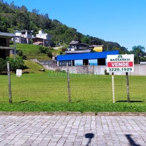 Terreno, no bairro De Zorzi em Caxias do Sul para Comprar
