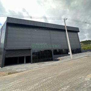 Pavilhão com 742m², no bairro Jardim das Hortências em Caxias do Sul para Alugar