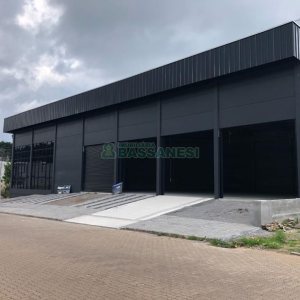 Pavilhão com 1500m², no bairro Jardim das Hortências em Caxias do Sul para Alugar
