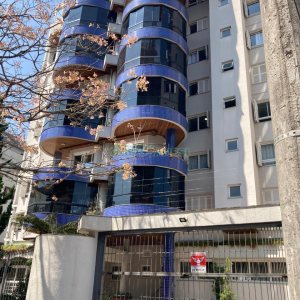 Apto Mobiliado com 141m², 3 dormitórios, 2 vagas, no bairro Panazzolo em Caxias do Sul para Alugar