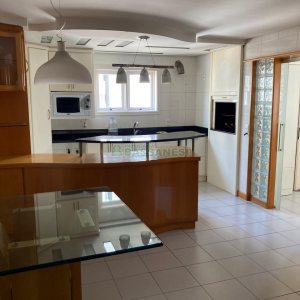Apto Mobiliado com 141m², 3 dormitórios, 2 vagas, no bairro Panazzolo em Caxias do Sul para Alugar