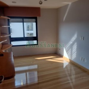 Apto/Cobertura com 423m², 3 dormitórios, 2 vagas, no bairro Medianeira em Caxias do Sul para Comprar