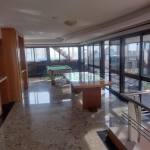 Apto/Cobertura com 423m², 3 dormitórios, 2 vagas, no bairro Medianeira em Caxias do Sul para Comprar