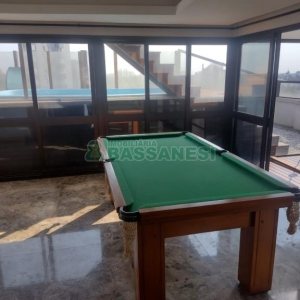 Apto/Cobertura com 423m², 3 dormitórios, 2 vagas, no bairro Medianeira em Caxias do Sul para Comprar