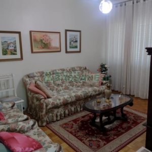 Casa com 154m², 3 dormitórios, 2 vagas, no bairro Cinqüentenário em Caxias do Sul para Comprar