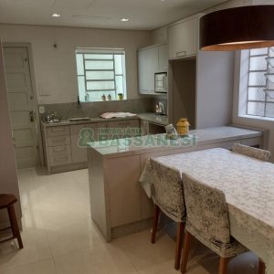 Casa com 154m², 3 dormitórios, 2 vagas, no bairro Cinqüentenário em Caxias do Sul para Comprar