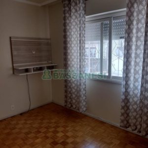 Casa com 154m², 3 dormitórios, 2 vagas, no bairro Cinqüentenário em Caxias do Sul para Comprar