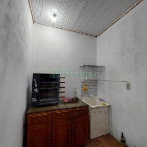 Casa com 141m², 2 dormitórios, 4 vagas, no bairro Marechal Floriano em Caxias do Sul para Comprar