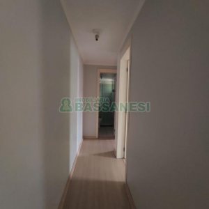 Apto Mobiliado com 60m², 2 dormitórios, 1 vaga, no bairro Nossa Senhora das Graças em Caxias do Sul para Alugar