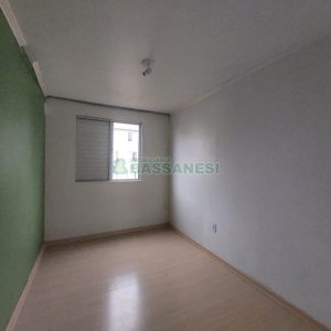 Apto Mobiliado com 60m², 2 dormitórios, 1 vaga, no bairro Nossa Senhora das Graças em Caxias do Sul para Alugar