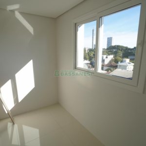 Apartamento com 137m², 3 dormitórios, 3 vagas, no bairro Nossa Senhora de Lourdes em Caxias do Sul para Comprar