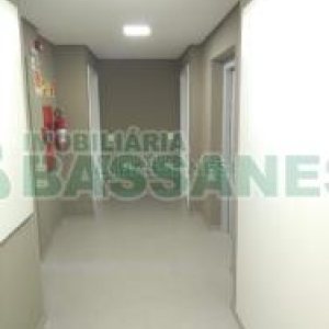 Apartamento com 42m², 2 dormitórios, 1 vaga, no bairro Desvio Rizzo em Caxias do Sul para Comprar