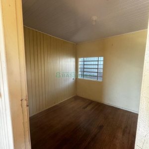 Casa com 154m², 4 dormitórios, 2 vagas, no bairro Cruzeiro em Caxias do Sul para Comprar