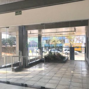 Loja com 534m², 5 vagas, no bairro Lourdes em Caxias do Sul para Alugar