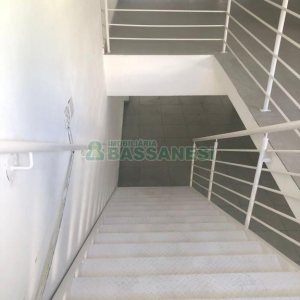 Loja com 534m², 5 vagas, no bairro Lourdes em Caxias do Sul para Alugar