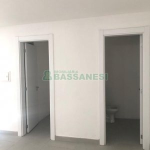 Loja com 534m², 5 vagas, no bairro Lourdes em Caxias do Sul para Alugar