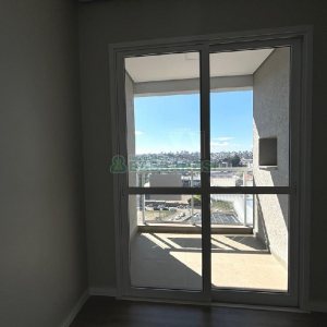Apartamento com 62m², 2 dormitórios, 1 vaga, no bairro Cinqüentenário em Caxias do Sul para Alugar