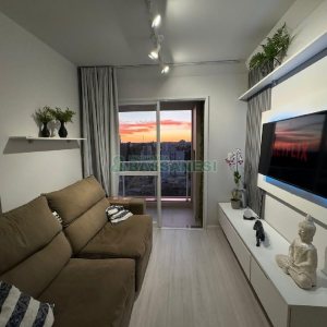 Apartamento com 55m², 2 dormitórios, 1 vaga, no bairro Panazzolo em Caxias do Sul para Comprar