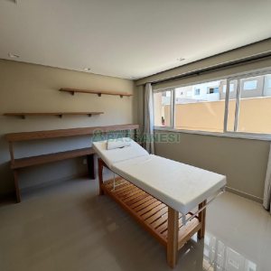 Apartamento com 55m², 2 dormitórios, 1 vaga, no bairro Panazzolo em Caxias do Sul para Comprar