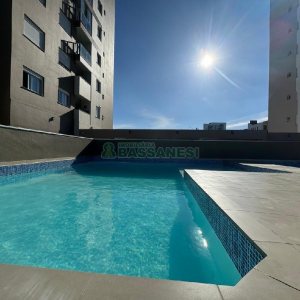 Apartamento com 55m², 2 dormitórios, 1 vaga, no bairro Panazzolo em Caxias do Sul para Comprar