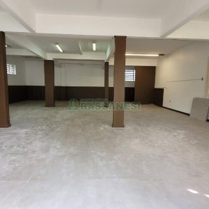 Loja com 125m², no bairro Centro em Caxias do Sul para Alugar