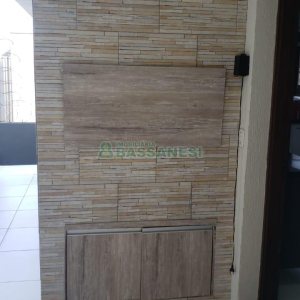 Casa com 265m², 4 dormitórios, 4 vagas, no bairro Vinhedos em Caxias do Sul para Comprar