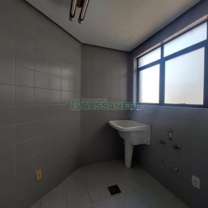 Apartamento com 89m², 1 dormitório, 1 vaga, no bairro Centro em Caxias do Sul para Comprar