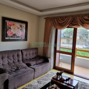 Apartamento com 242m², 3 dormitórios, 3 vagas, no bairro Panazzolo em Caxias do Sul para Comprar