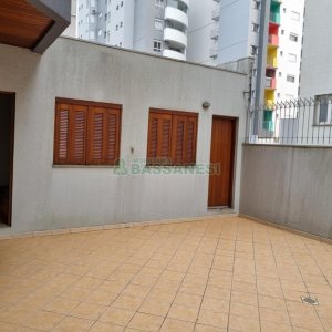 Apartamento com 242m², 3 dormitórios, 3 vagas, no bairro Panazzolo em Caxias do Sul para Comprar