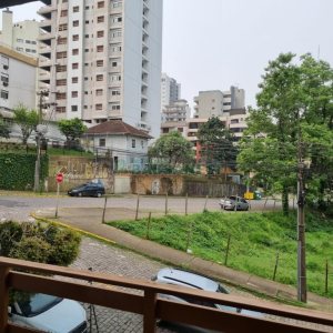 Apartamento com 242m², 3 dormitórios, 3 vagas, no bairro Panazzolo em Caxias do Sul para Comprar