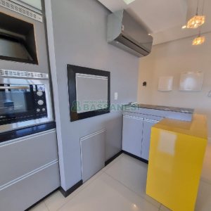 Apartamento com 920m², 2 dormitórios, 4 vagas, no bairro Panazzolo em Caxias do Sul para Alugar