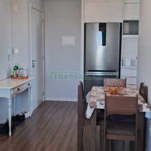 Apartamento com 49m², 2 dormitórios, 2 vagas, no bairro Nossa Senhora do Rosário em Caxias do Sul para Comprar