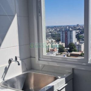 Apartamento com 49m², 2 dormitórios, 2 vagas, no bairro Nossa Senhora do Rosário em Caxias do Sul para Comprar