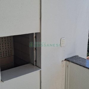 Apartamento com 49m², 2 dormitórios, 2 vagas, no bairro Nossa Senhora do Rosário em Caxias do Sul para Comprar