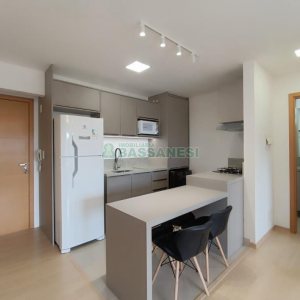 Apto Mobiliado com 55m², 1 dormitório, 1 vaga, no bairro Centro em Caxias do Sul para Alugar