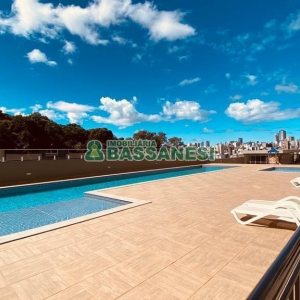 Apto Mobiliado com 55m², 1 dormitório, 1 vaga, no bairro Centro em Caxias do Sul para Alugar